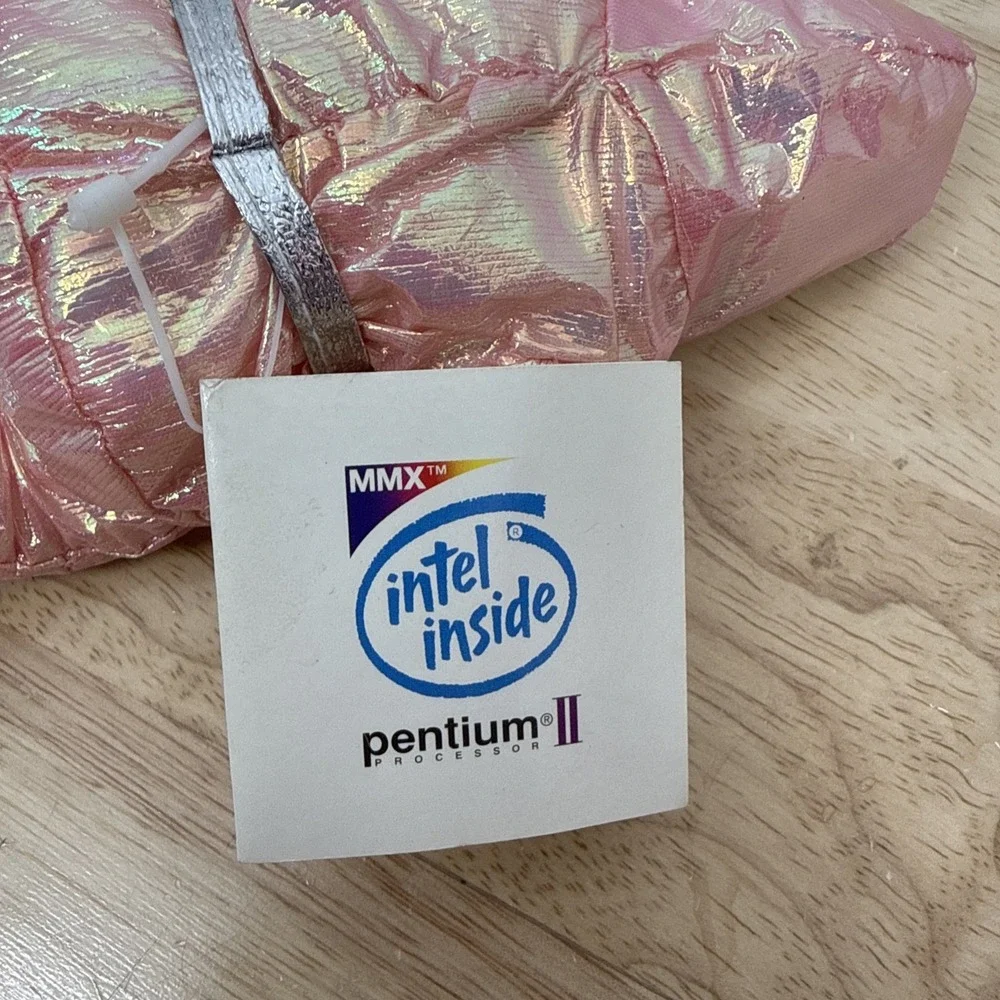 Vintage 1997 Intel Pentium II MMX 8